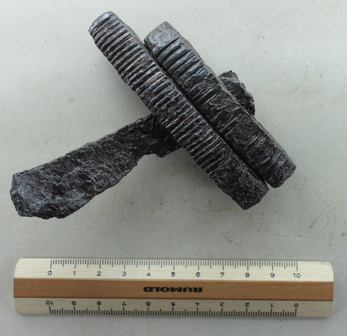 Schwertgrifffragment
