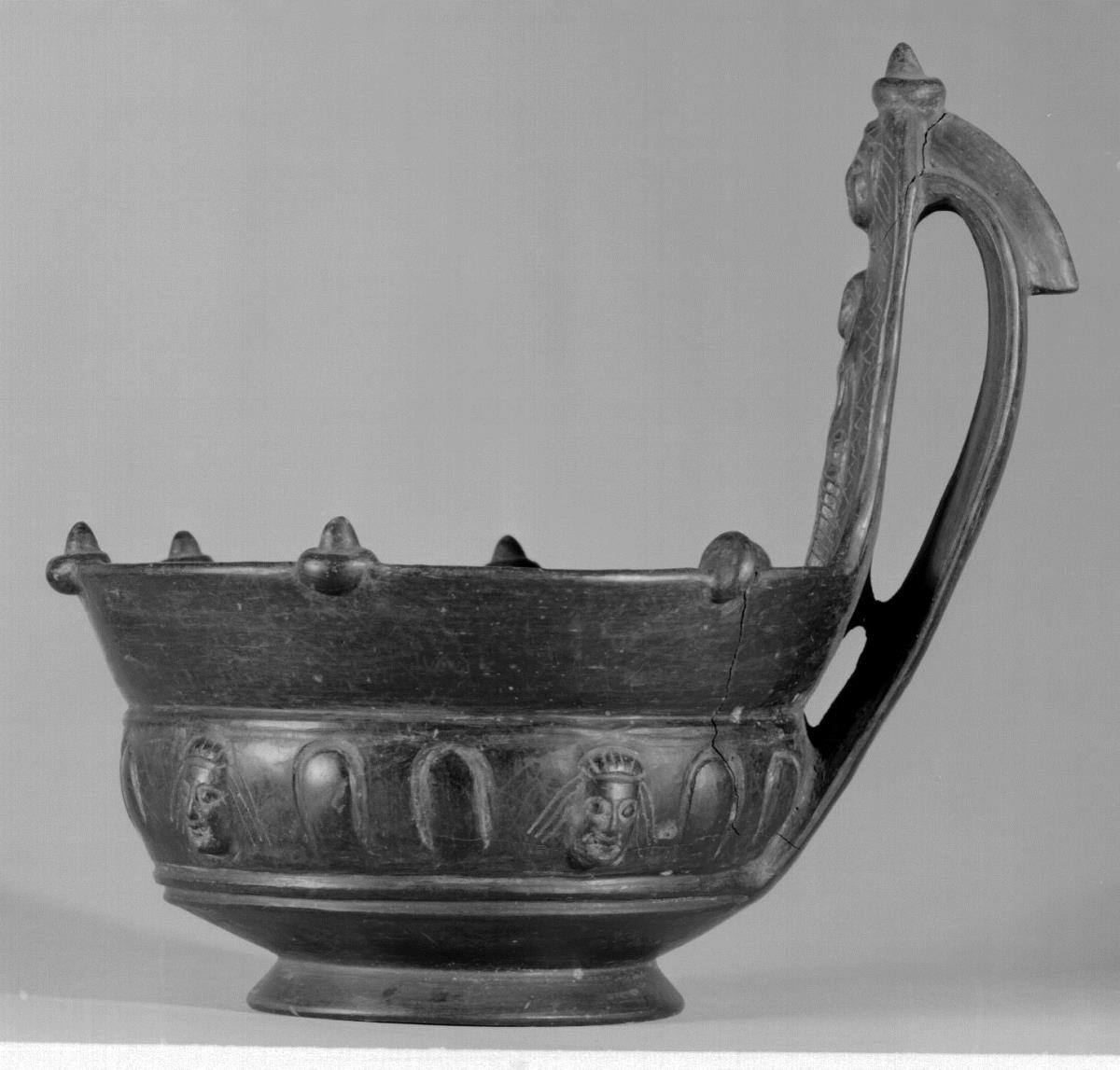 Etruskische einhenkelige Tasse