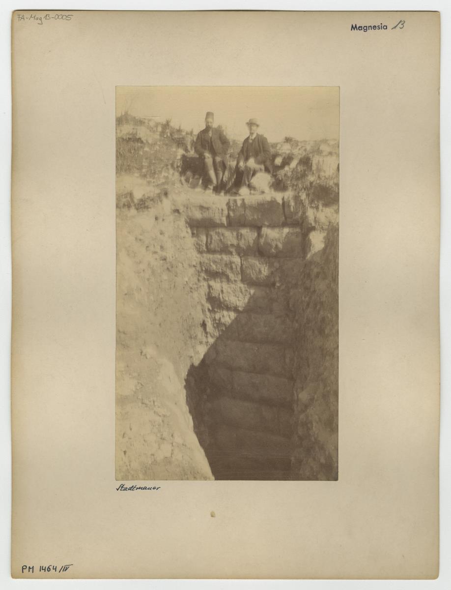 Magnesia am Mäander, Stadtmauer