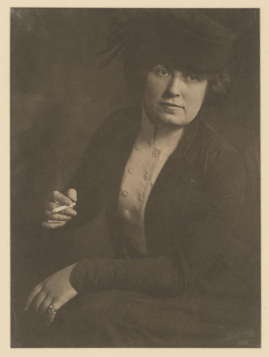 Ohne Titel (Dame mit Zigarette)