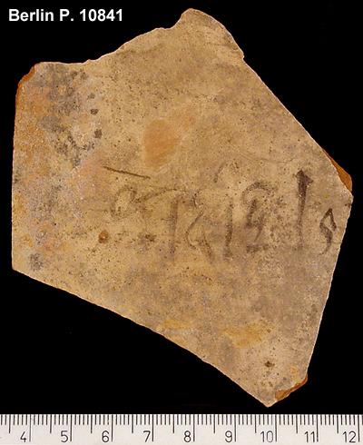 Hieratisches Ostrakon mit einem erhaltenen Personennamen