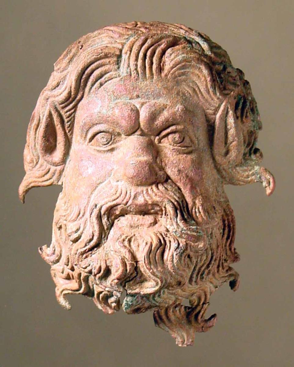 Maske eines Satyrn. Einige Bartenden abgebrochen (Silensmaske)