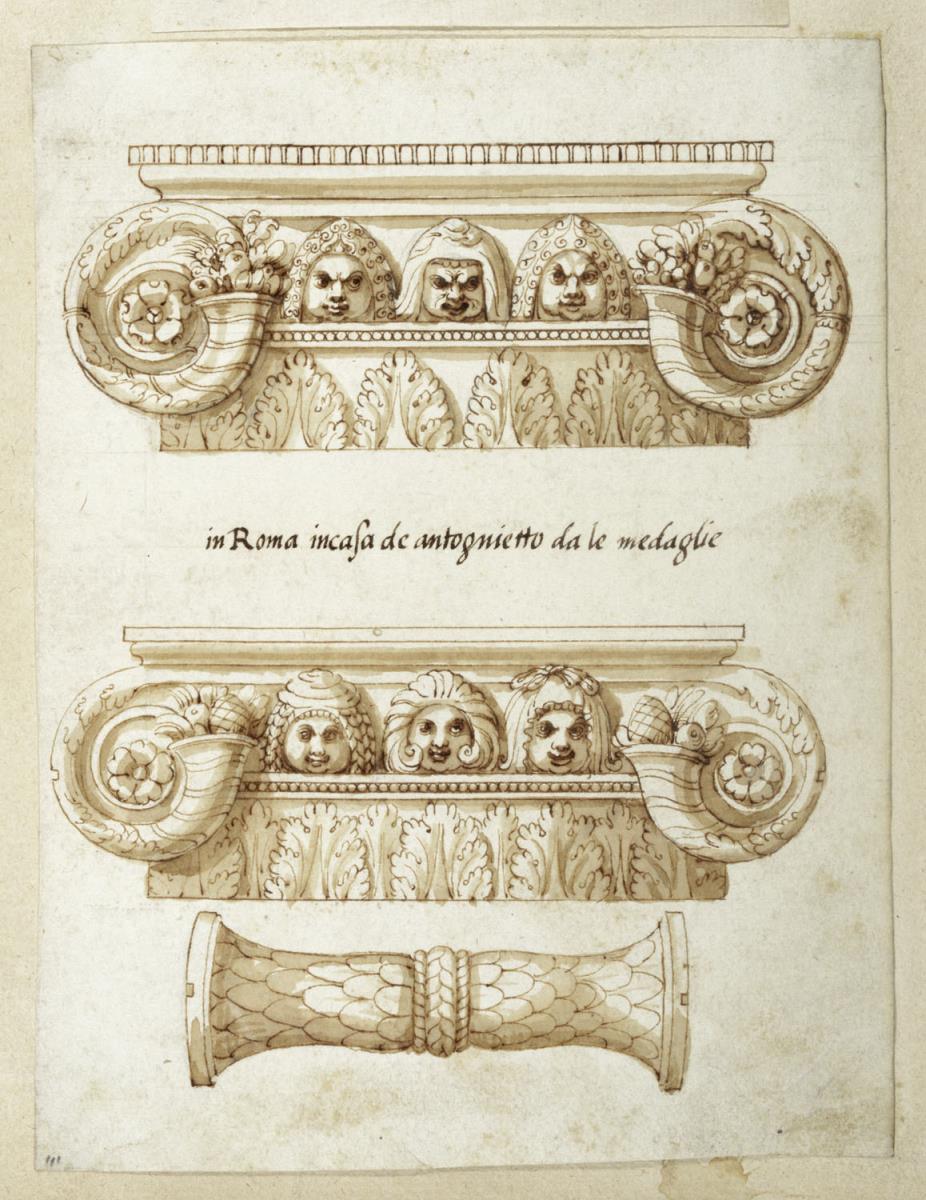 Ionisches Kapitel mit Masken, Vorder- und Rückseite, Seitenansicht