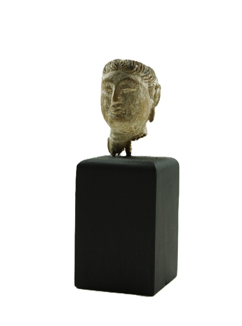 Kopf einer Statuette