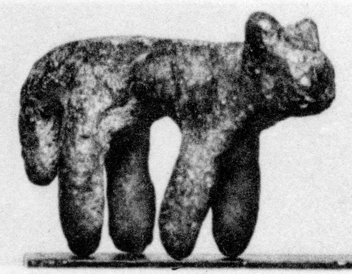 Archaische Tierstatuette im Stil der Kabiriontiere