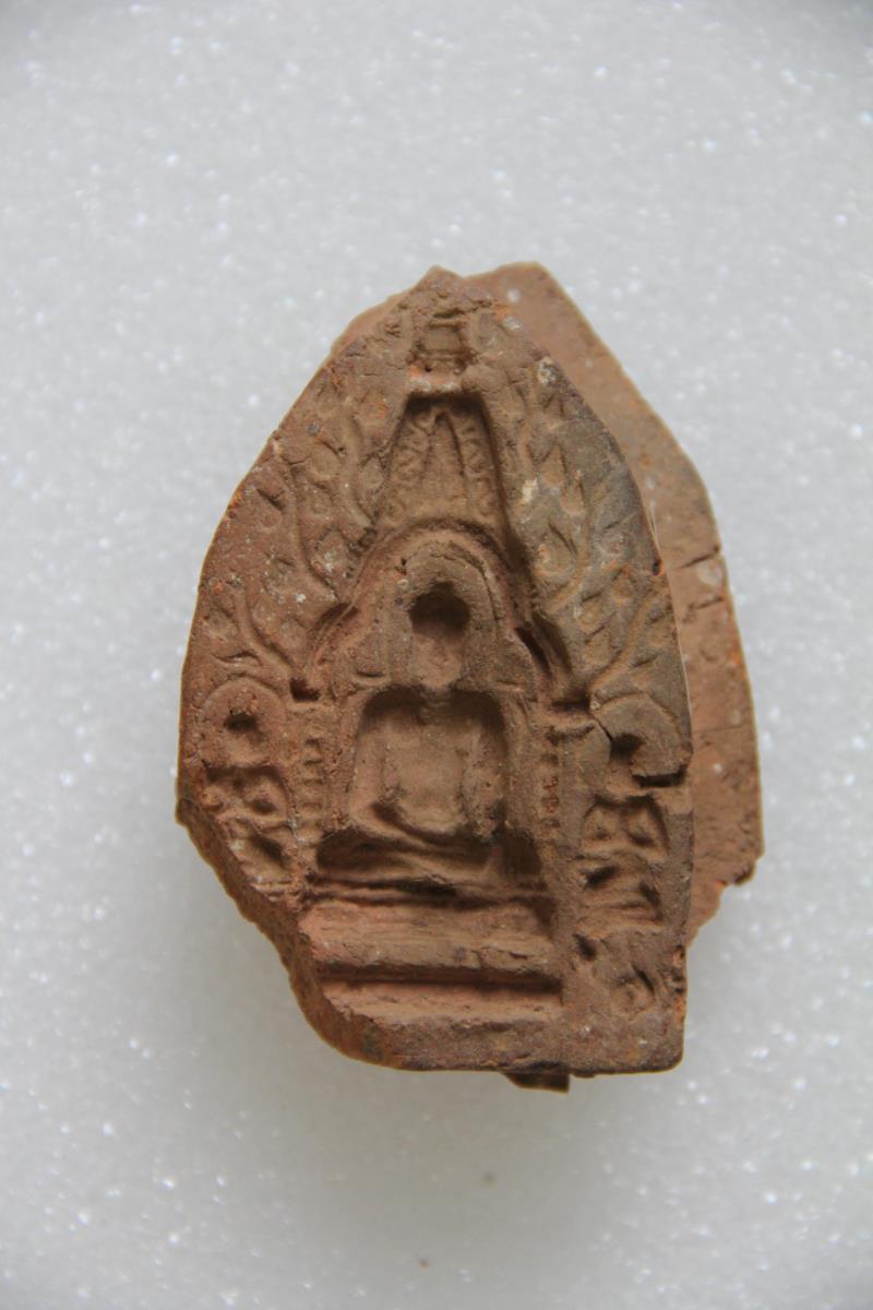 Tonfragment zur Herstellung von Votivtafeln