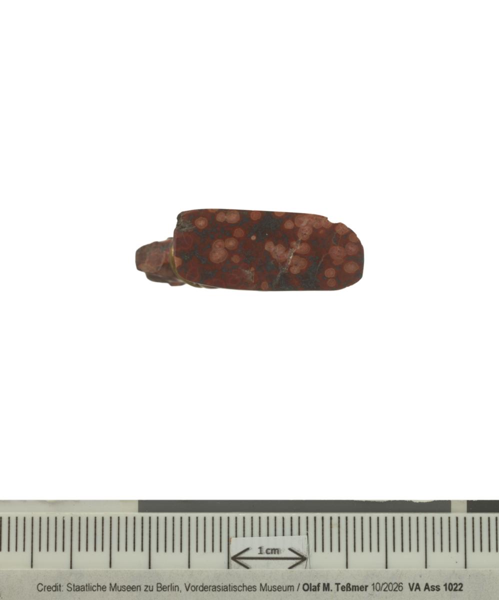 Anhänger in Kälbchengestalt
