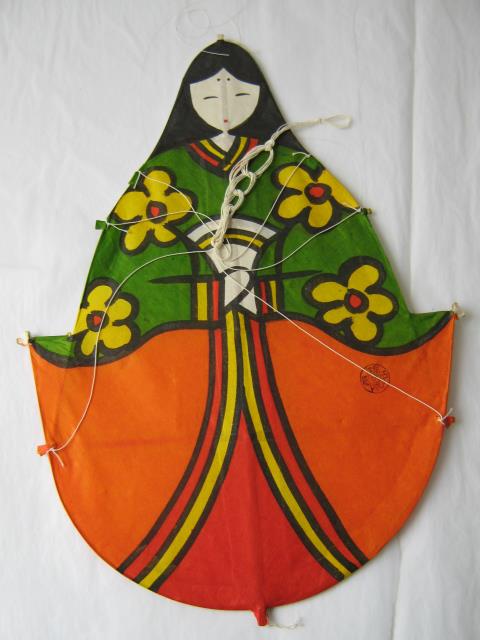 Drache Hina ningyô-Mädchen 凧