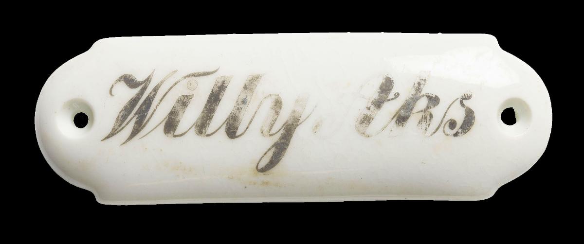 Namensschild "Willy Aks"