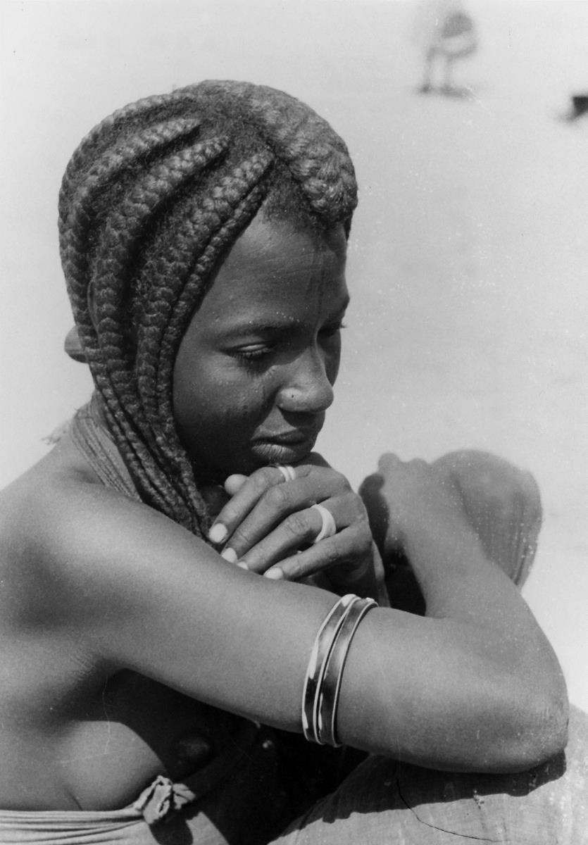Femme Sara