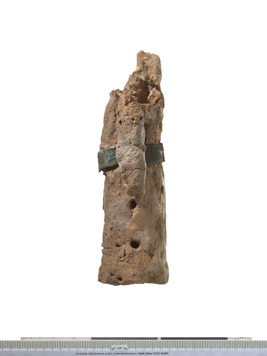 Stehende männliche Figur