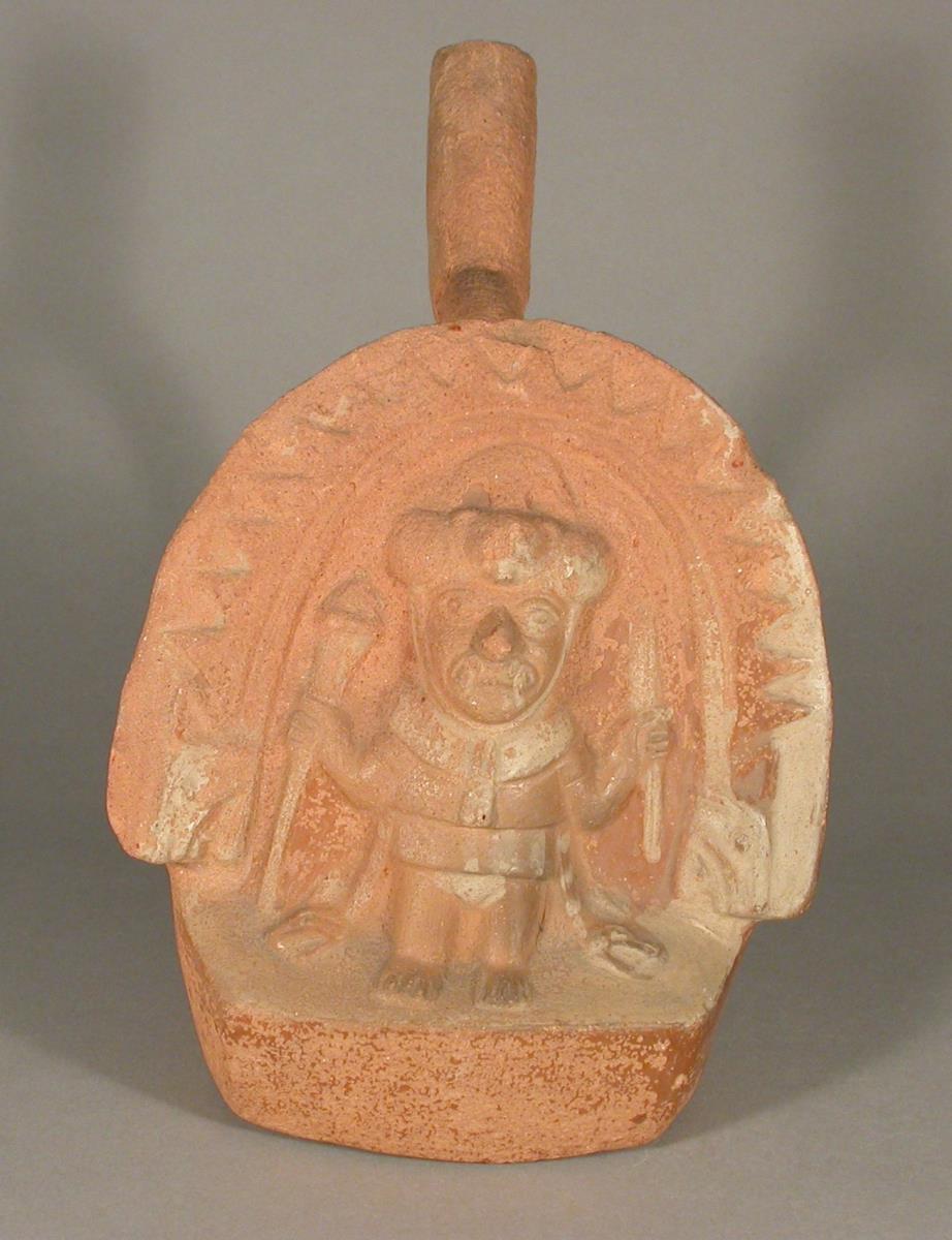 Relief: stehende anthropomorphe Figur unter der doppelköpfigen Schlange