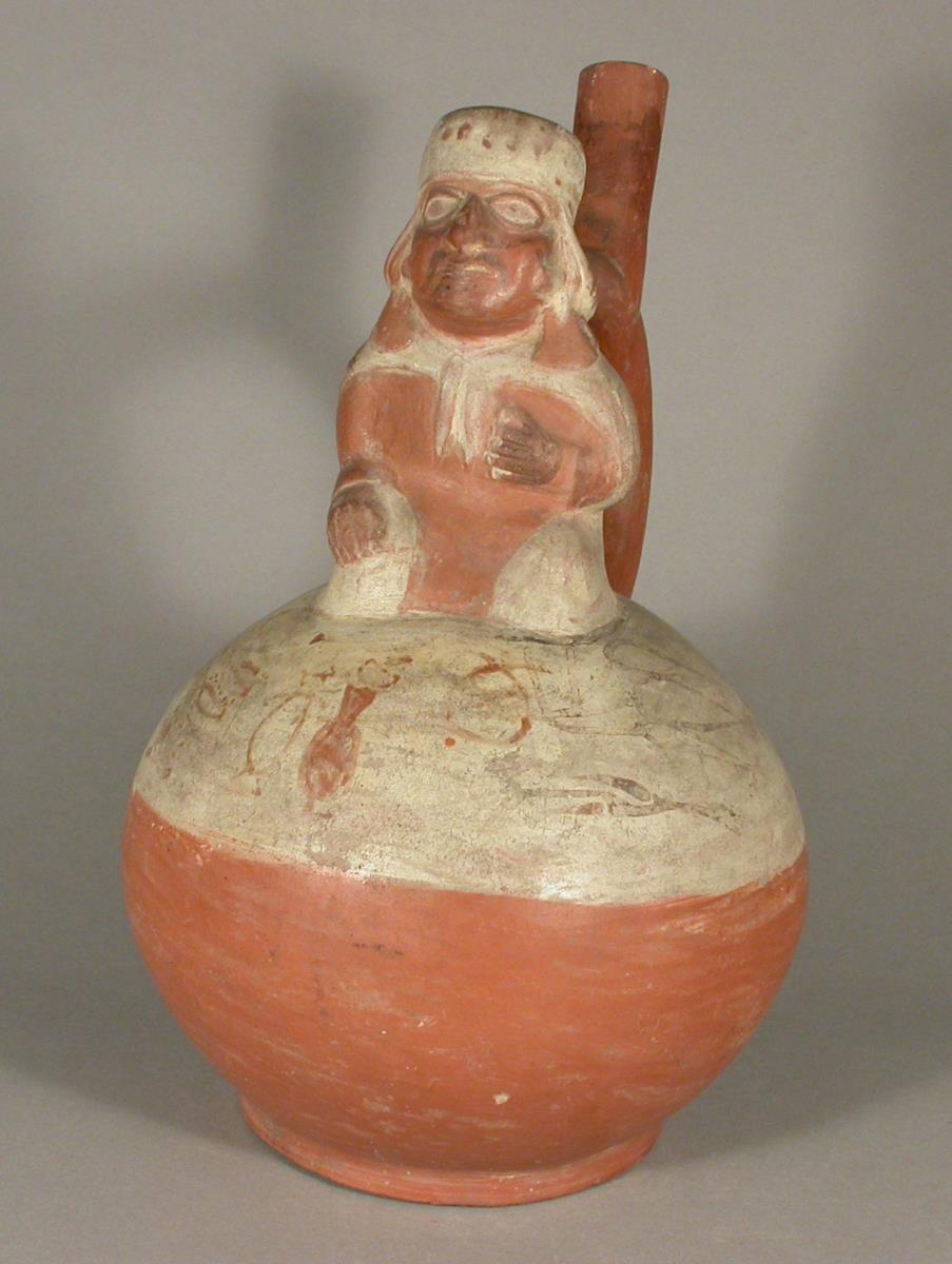 Applikation: kniende anthropomorphe Figur
