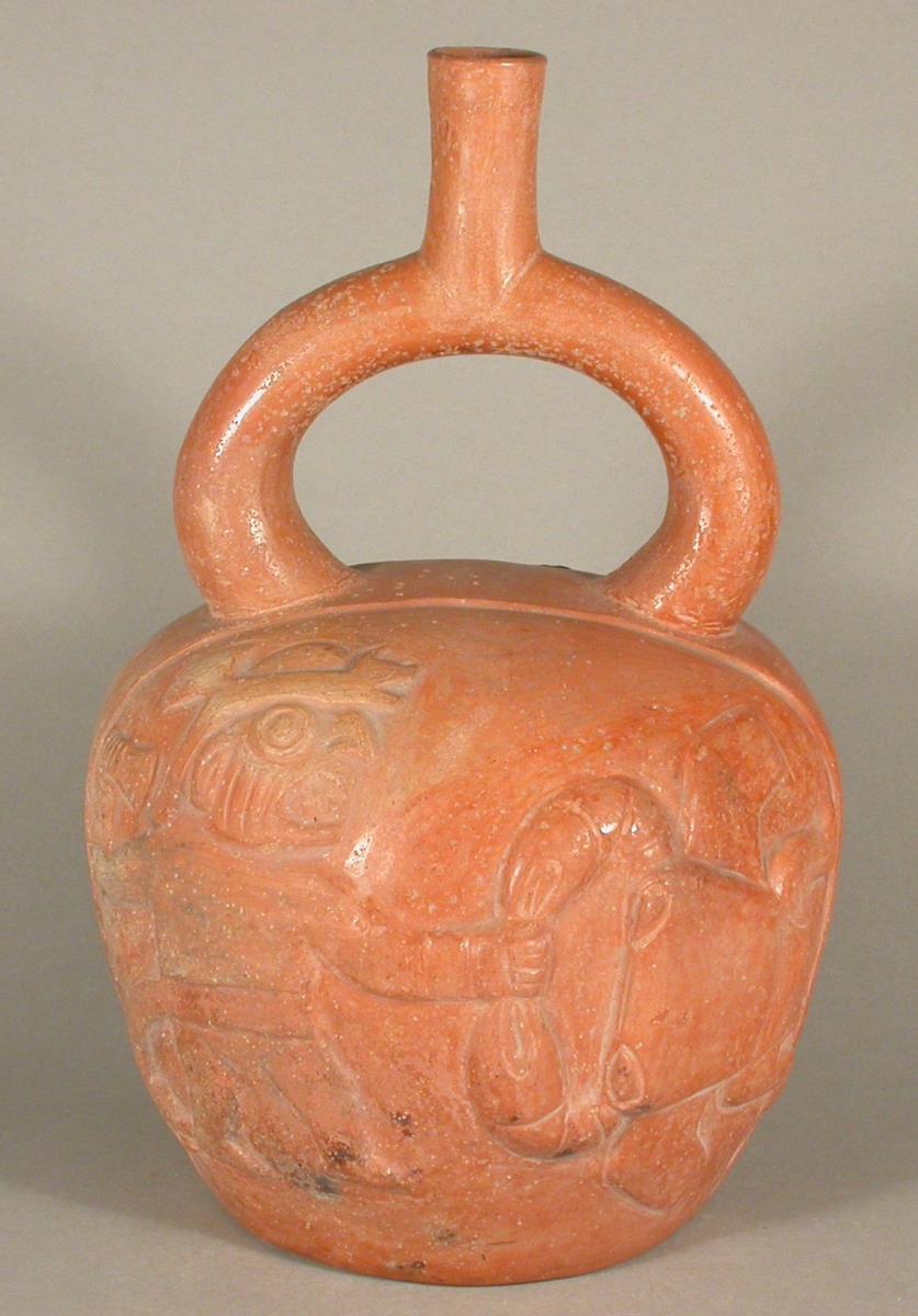 Relief: anthropomorphe Figur mit einer Krabbe