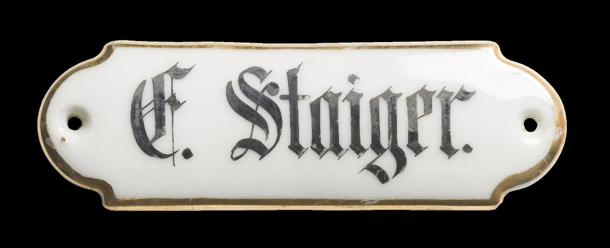 Namensschild "E. Staiger."