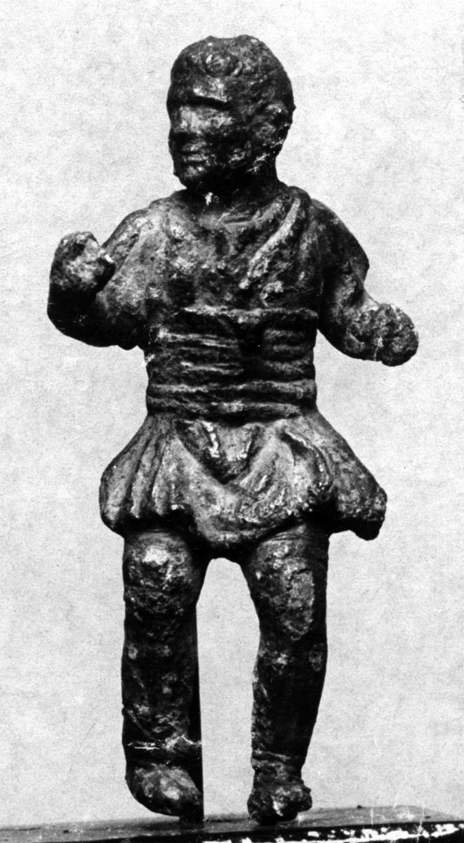 Römische Statuette eines Wagenlenkers