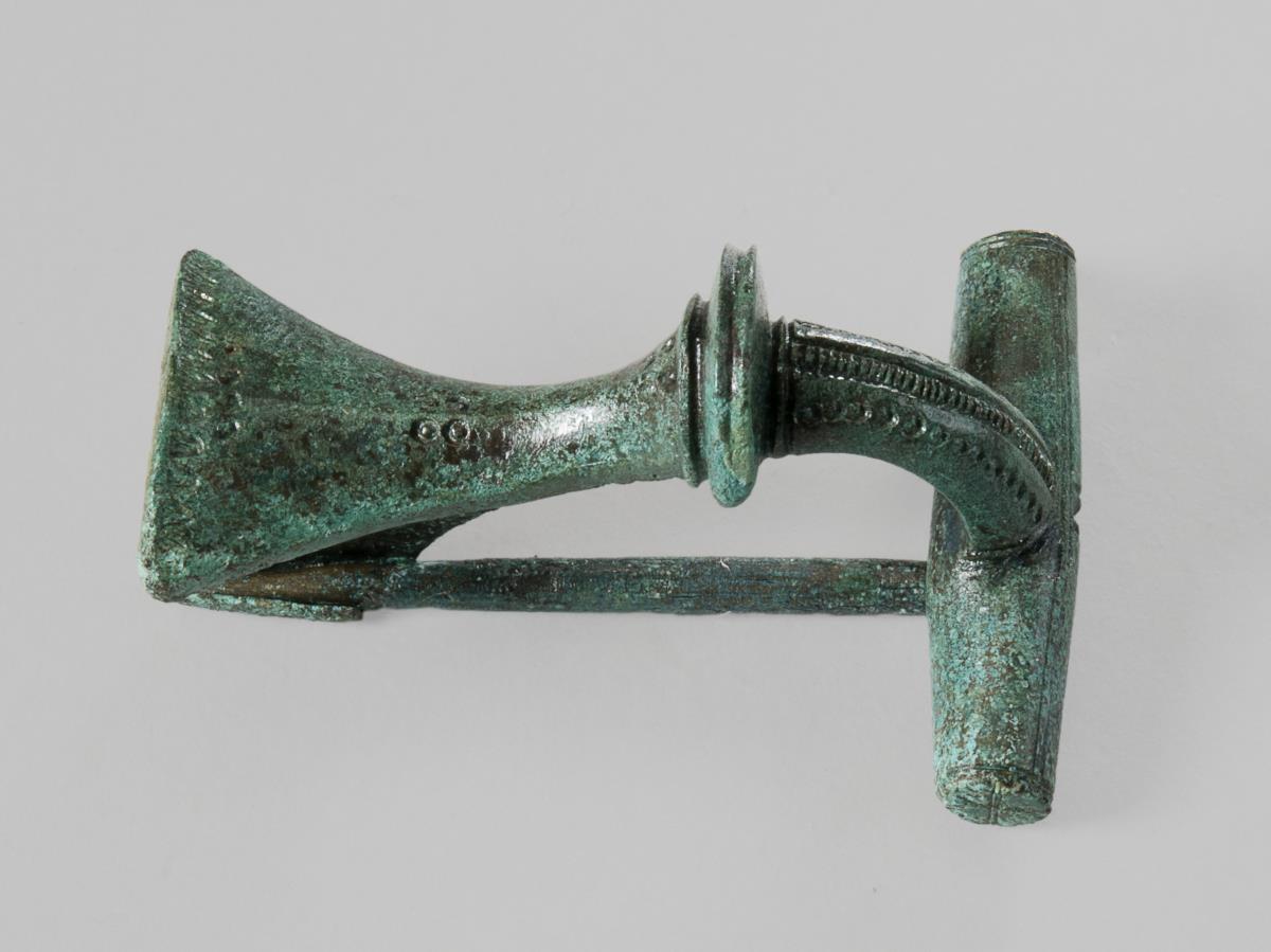 Bronzefibel
