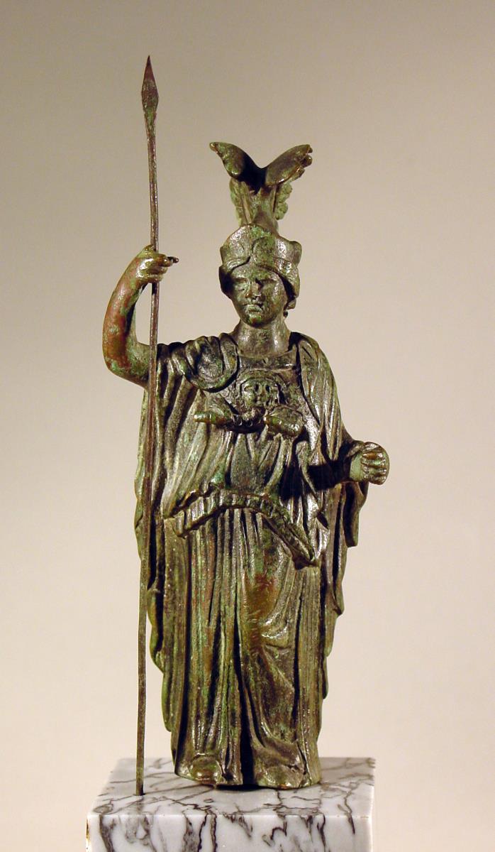 Minervastatuette in voller Rüstung