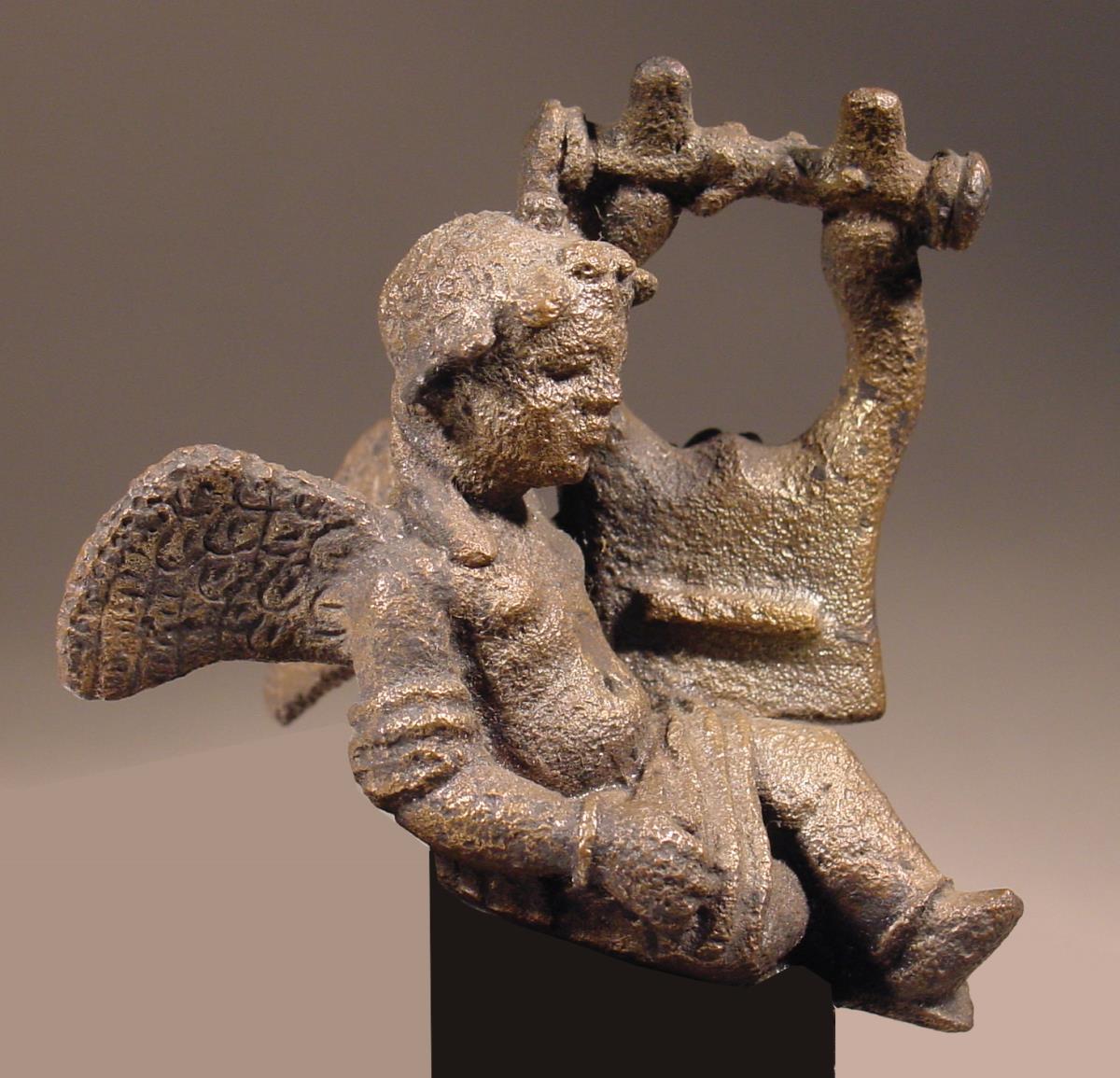 Statuette des sitzenden Amor