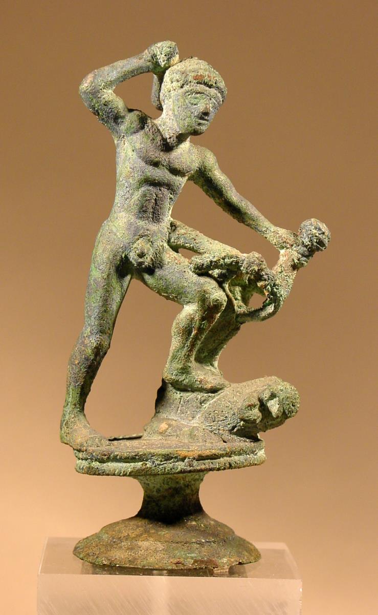 Kandelaberbekrönung, Herakles mit nemeischem Löwen