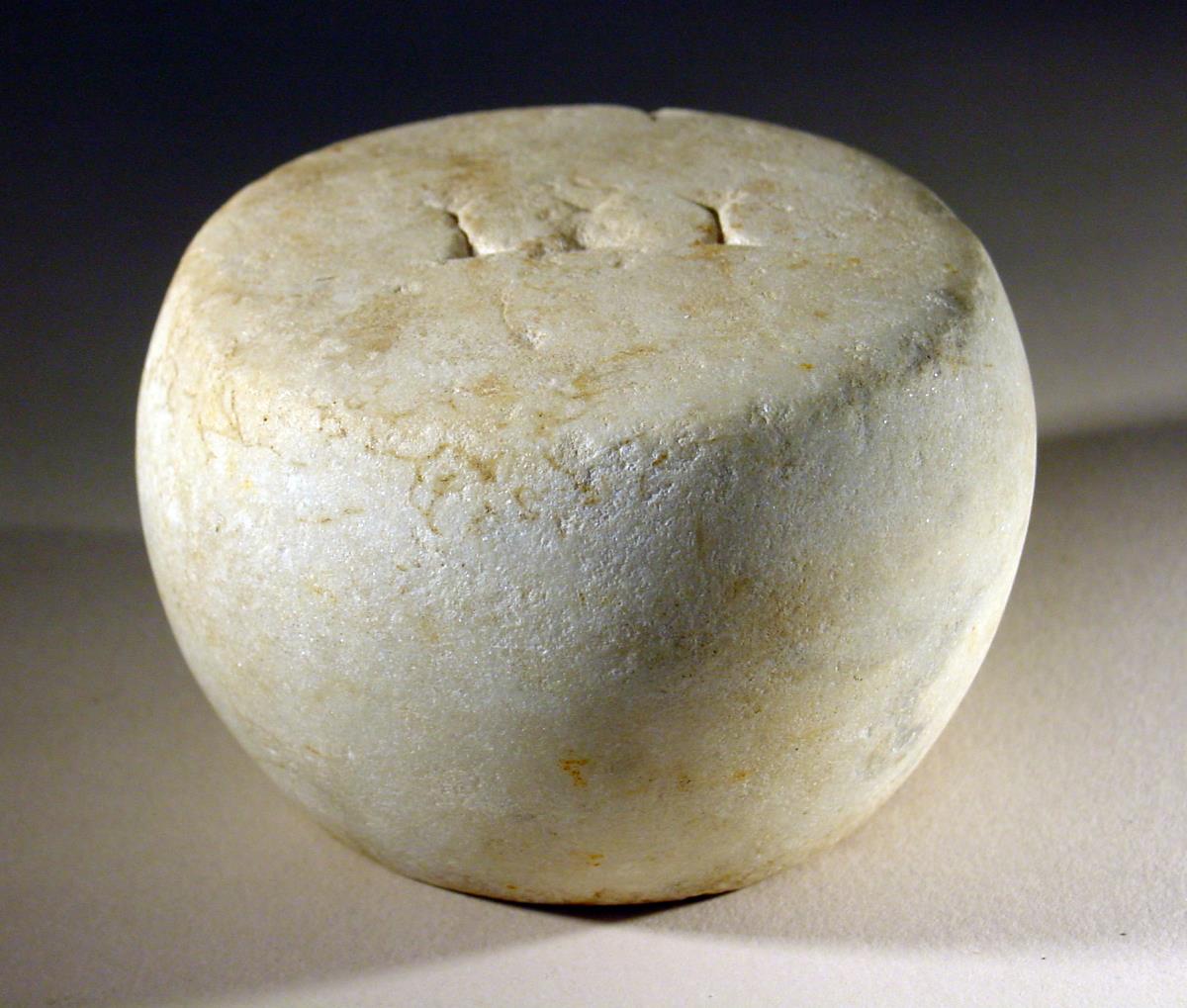 Gewicht aus weißem Marmor mit Wertangabe III