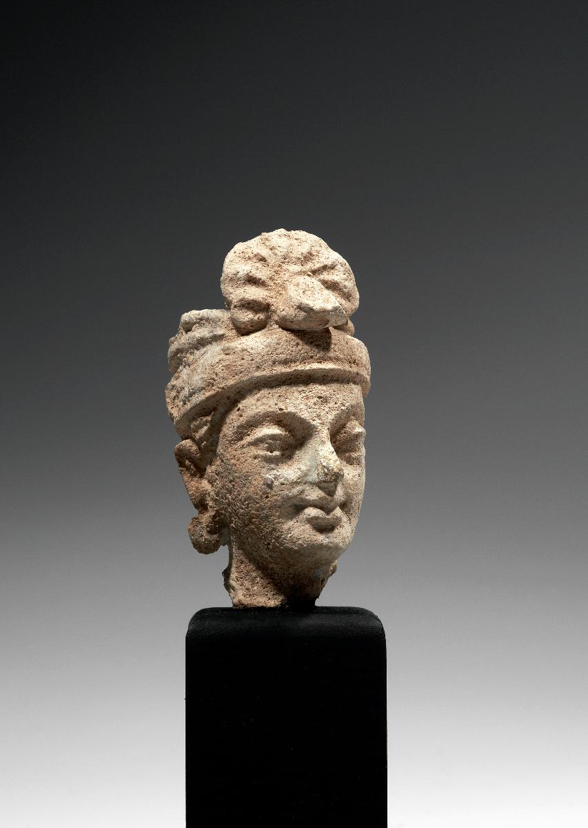 Kopf eines Mannes (Fürst/Gott/Bodhisattva?) mit Turban