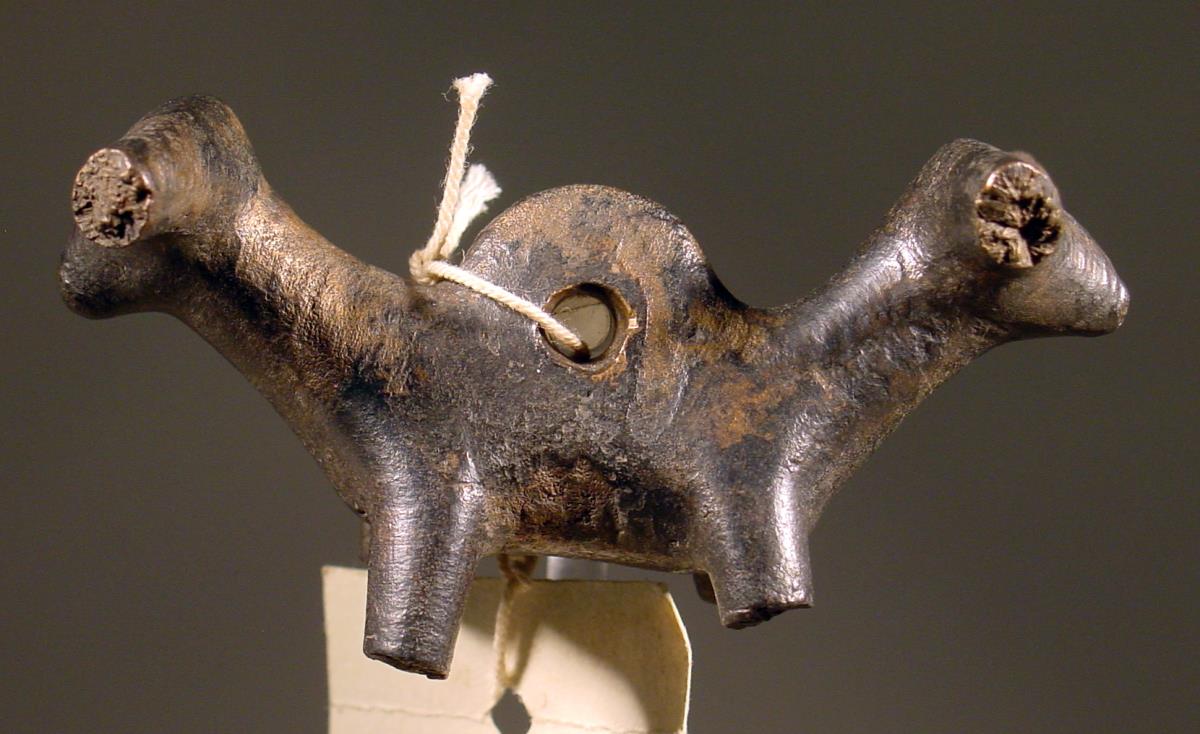 Zoomorphe Gerätfigur