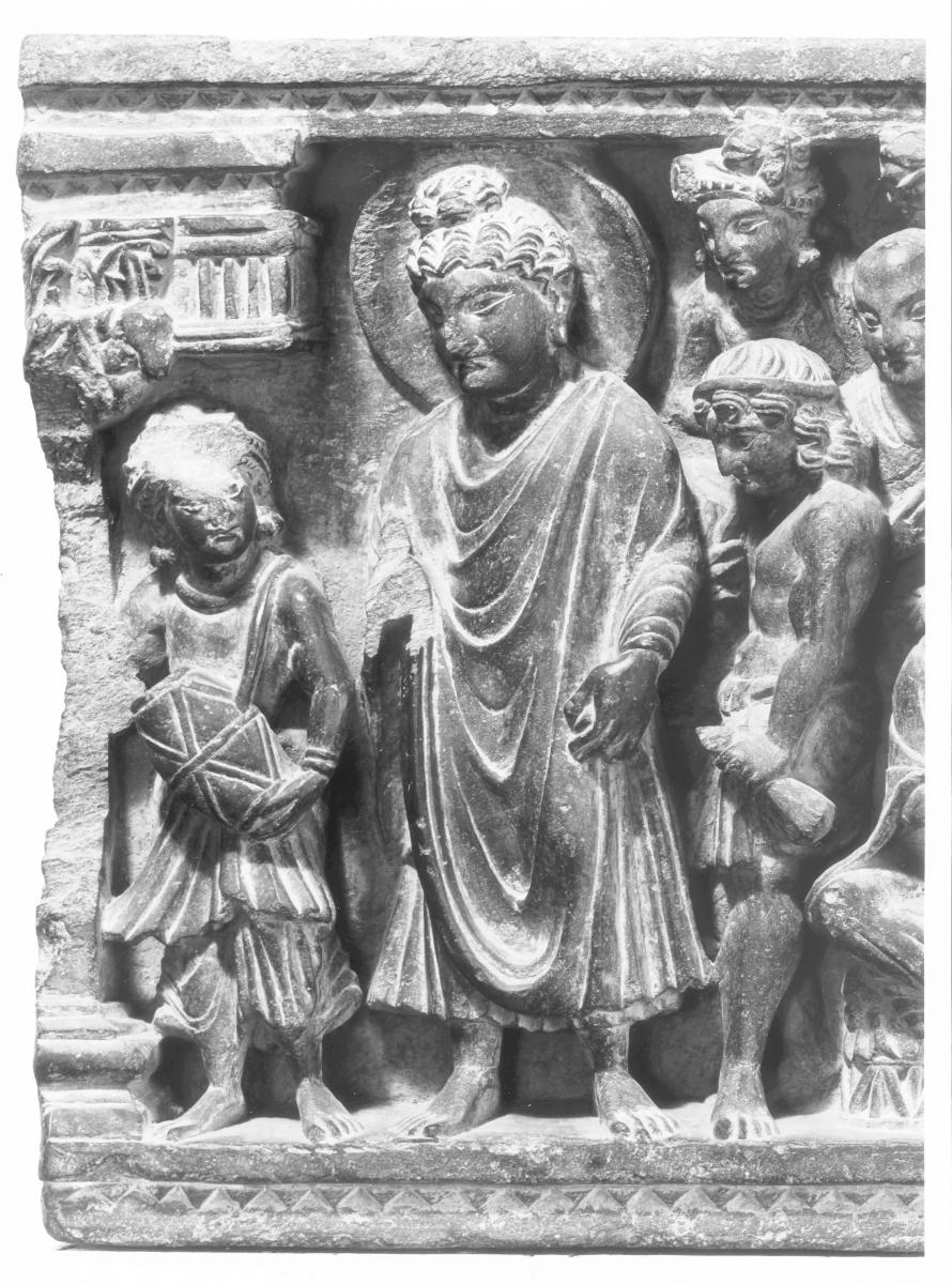 Erzählende Szene (Fragment): Der Buddha zieht predigend von Stadt zu Stadt