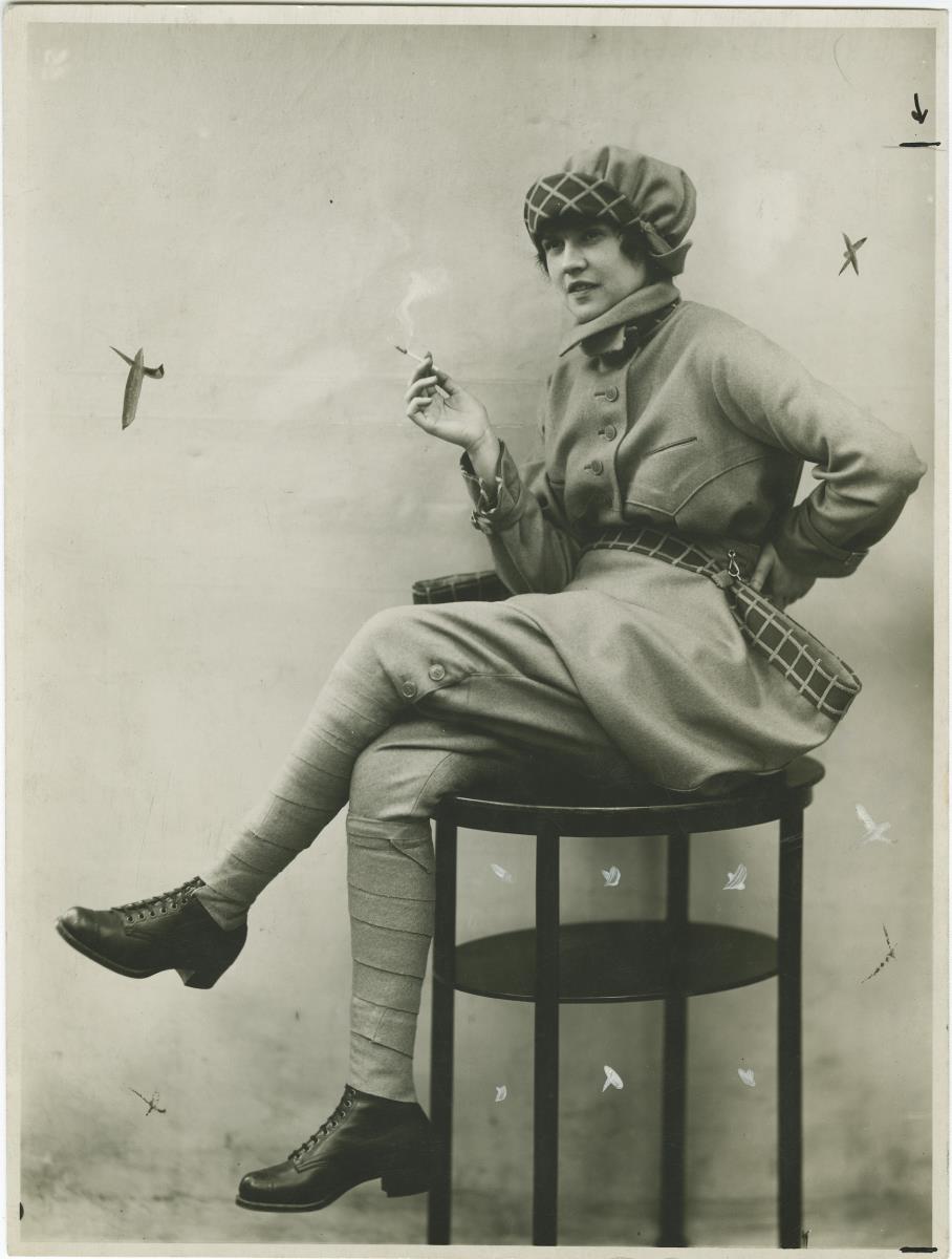 Frau in Sportkleidung von R. M. Maassen
