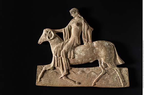 Jacobsthal-Relief: Aphrodite auf einem Widder reitend