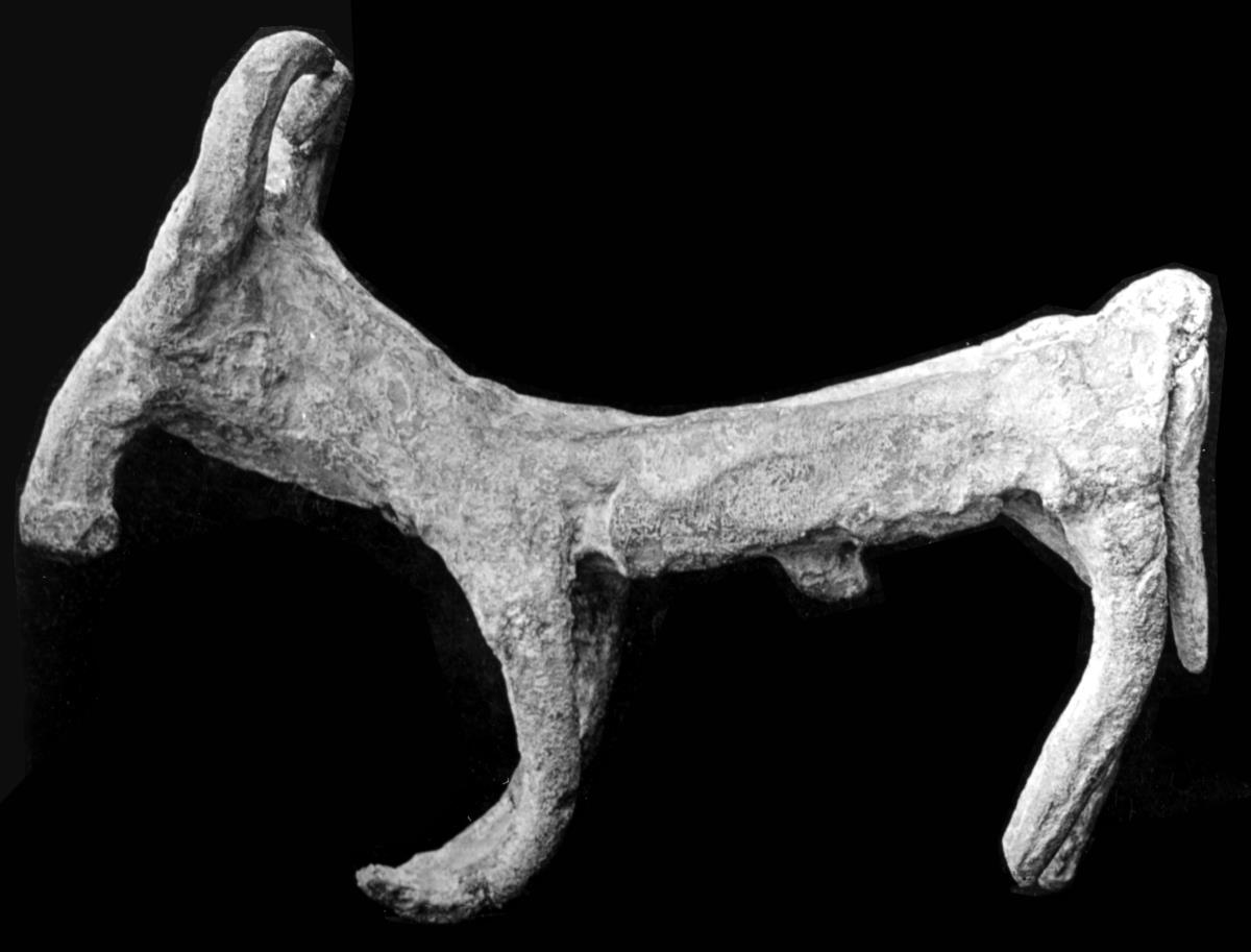 Statuette eines Stiers