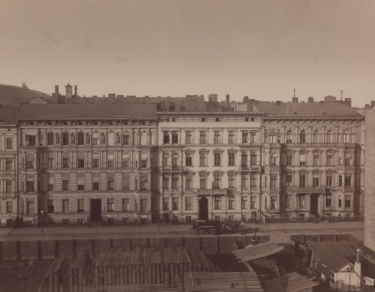 Berlin, Kleinbeerenstrasse 7-9