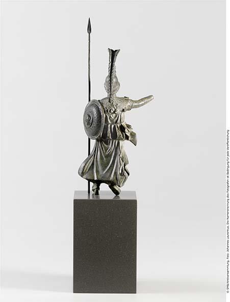 Römische Statuette der zum Kampf herabschwebenden Minerva
