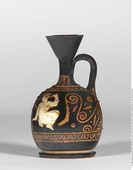 Attisch rotfigurige Bauchlekythos mit weißer Bemalung und Vergoldungen