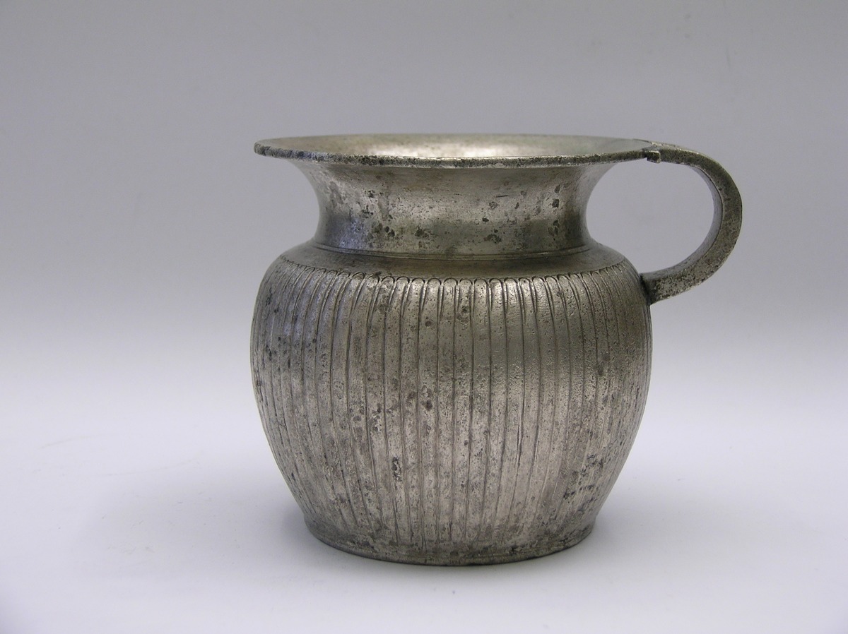 Riefelbecher aus dem Silberfund von Paternò