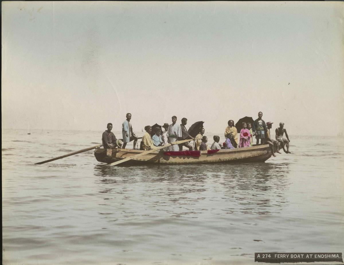 Färhboot mit Reisenden