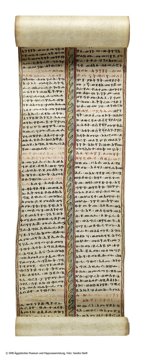 Äthiopische Lederrolle mit magischen Texten und Darstellungen