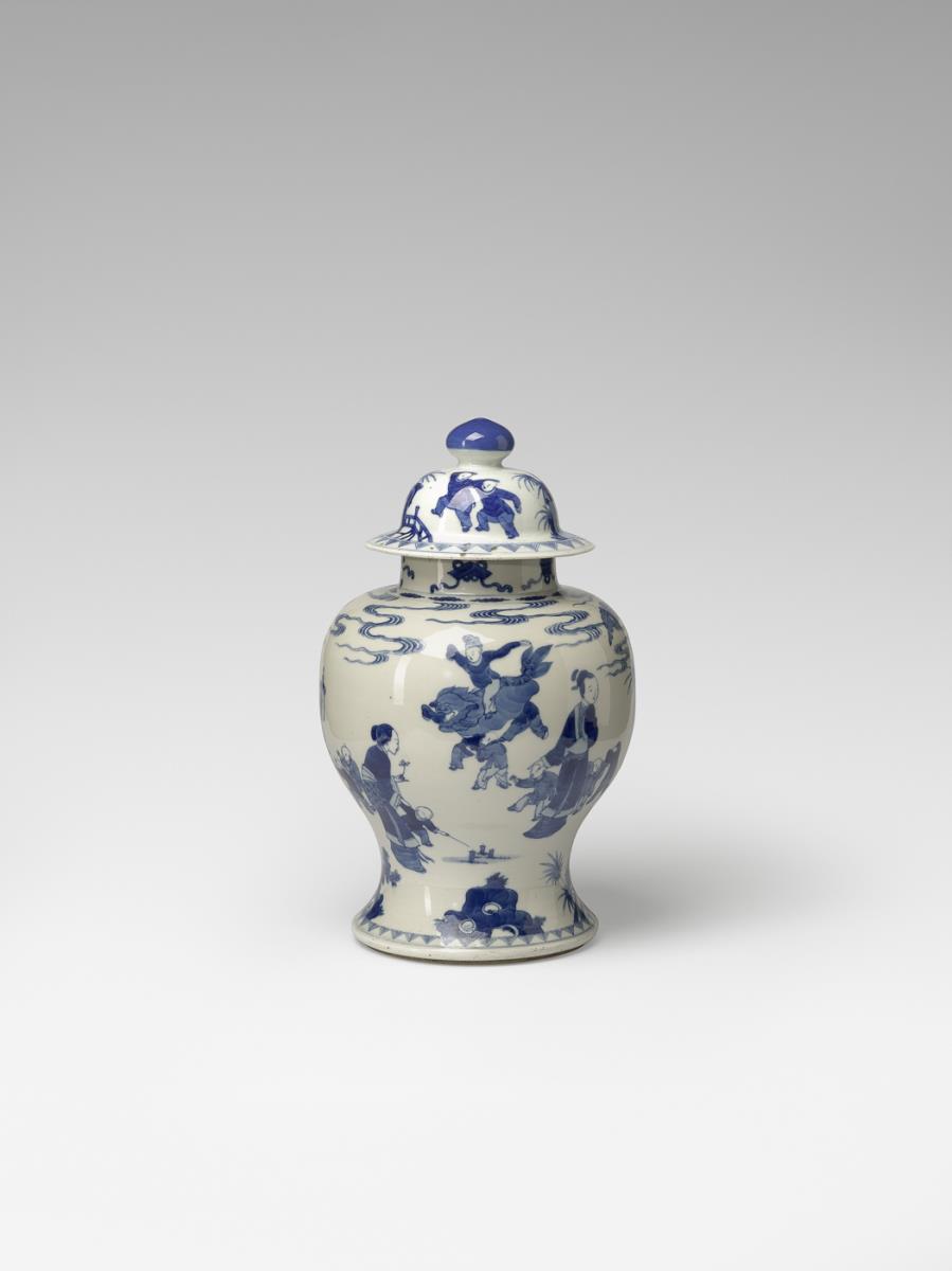 Balustervase mit Deckel
