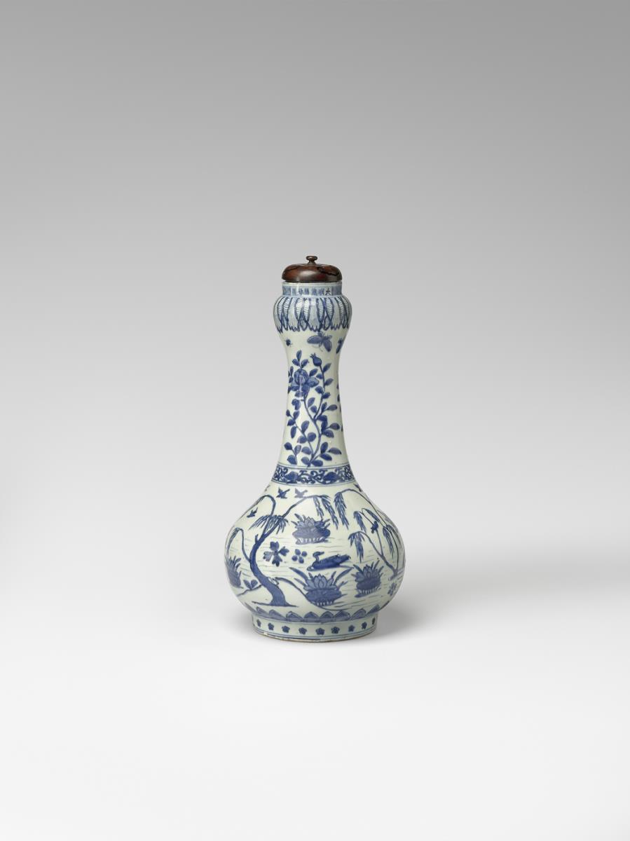 Flaschenvase mit Holzdeckel