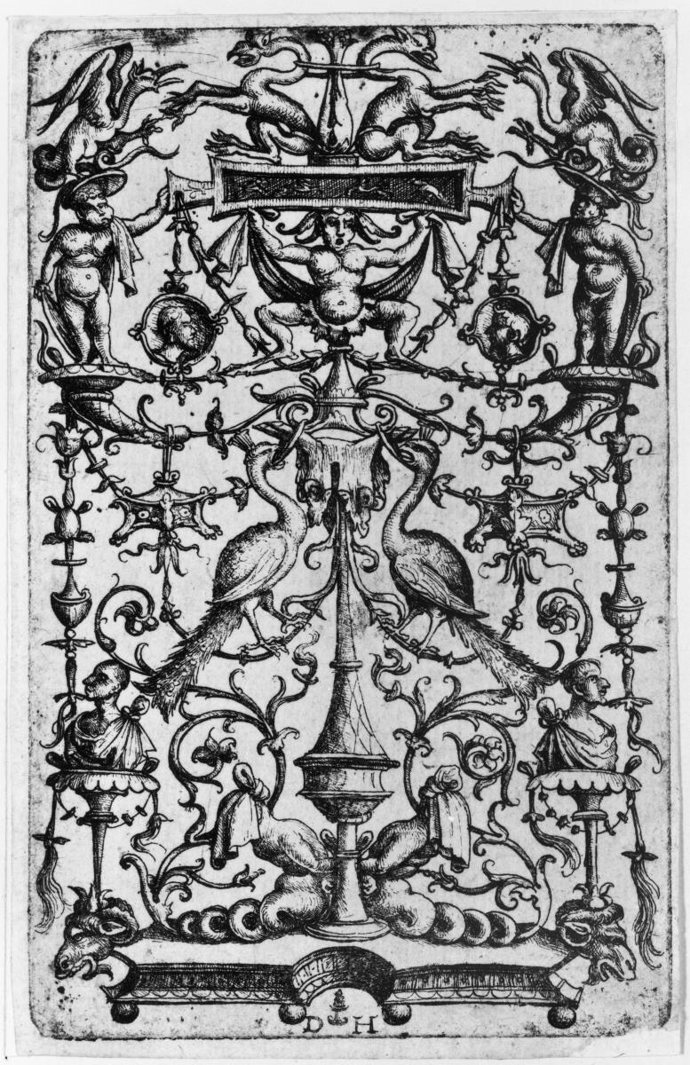 Ornamentleiste mit zwei Pfauen