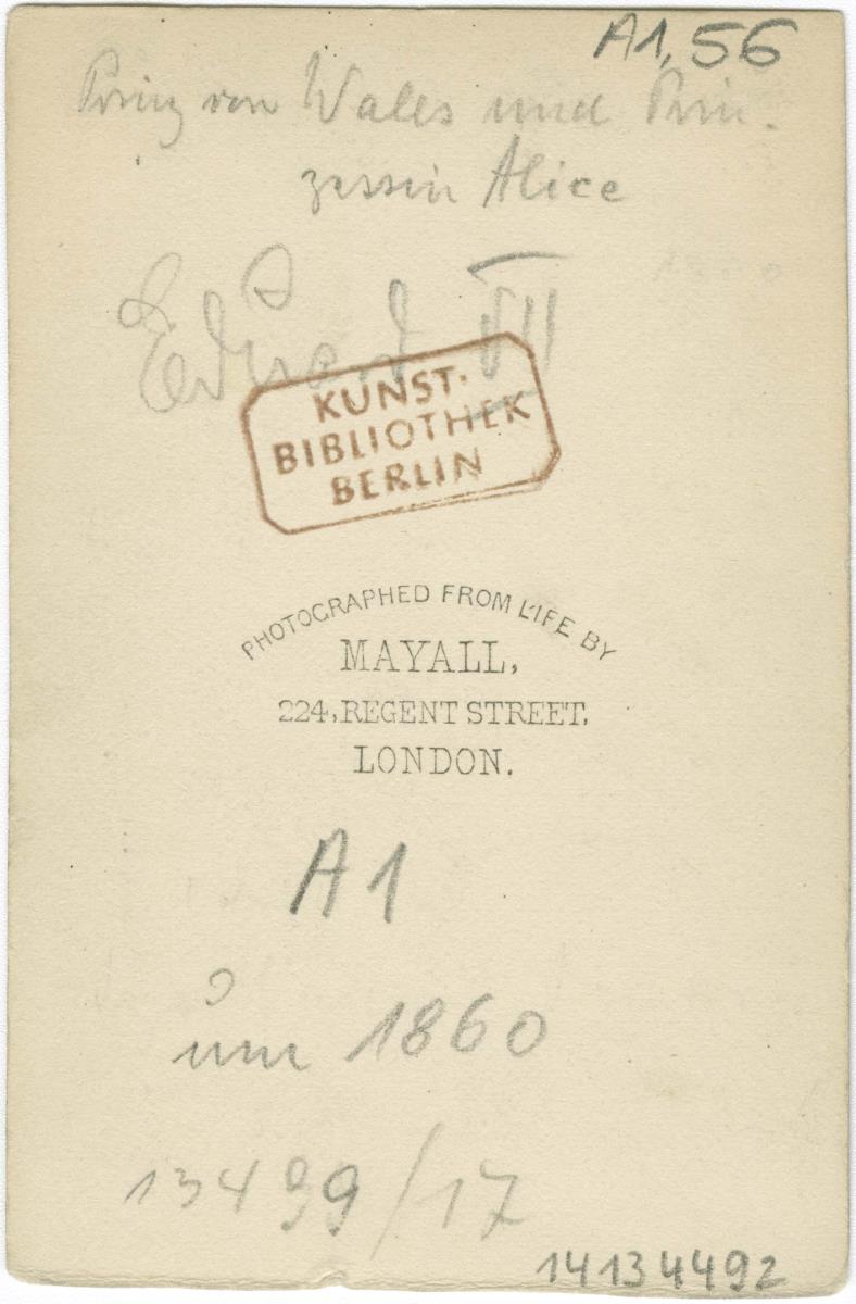 Porträt des Edward Prince of Wales und seiner Schwester Alice Maud Mary Prinzessin von Großbritannien und Irland