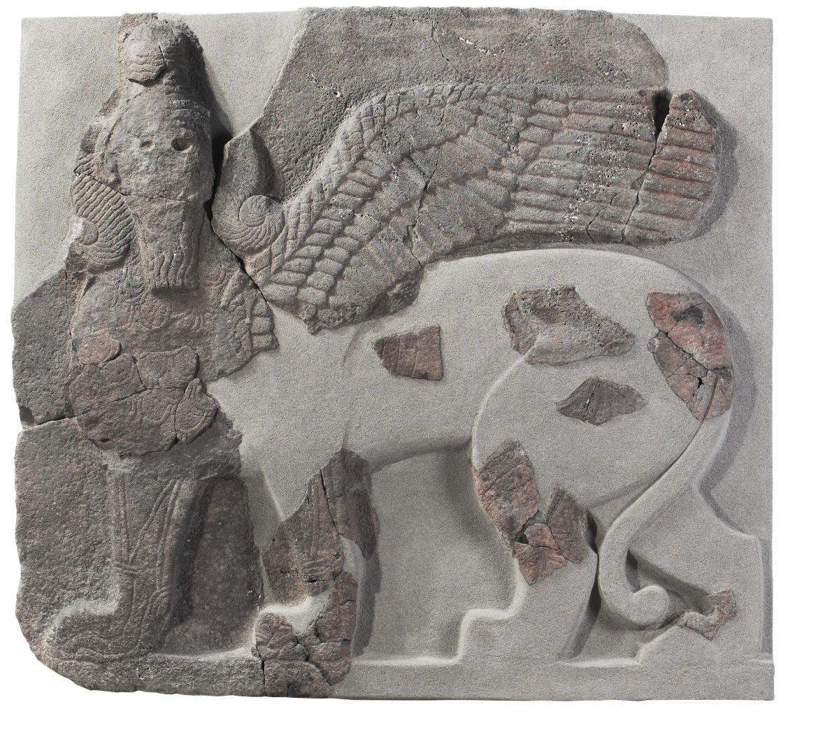 Männliche Sphinx (Orthostat)