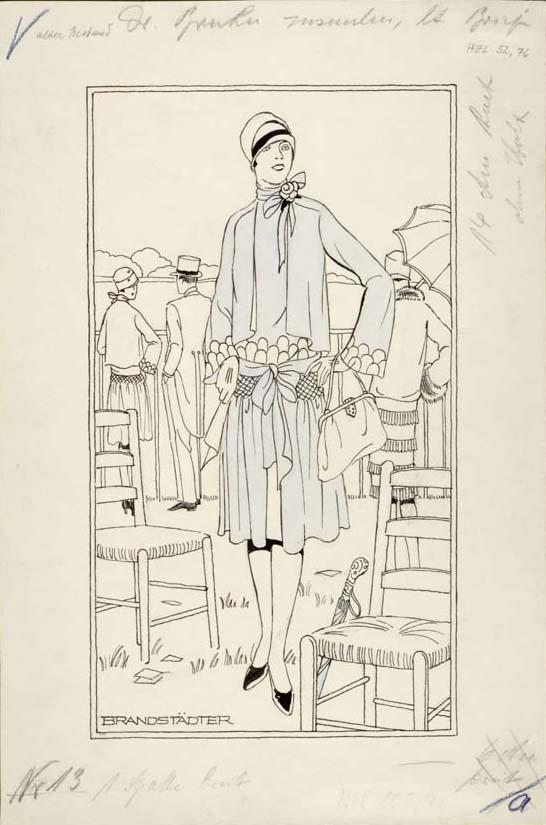 Frau in Kleid