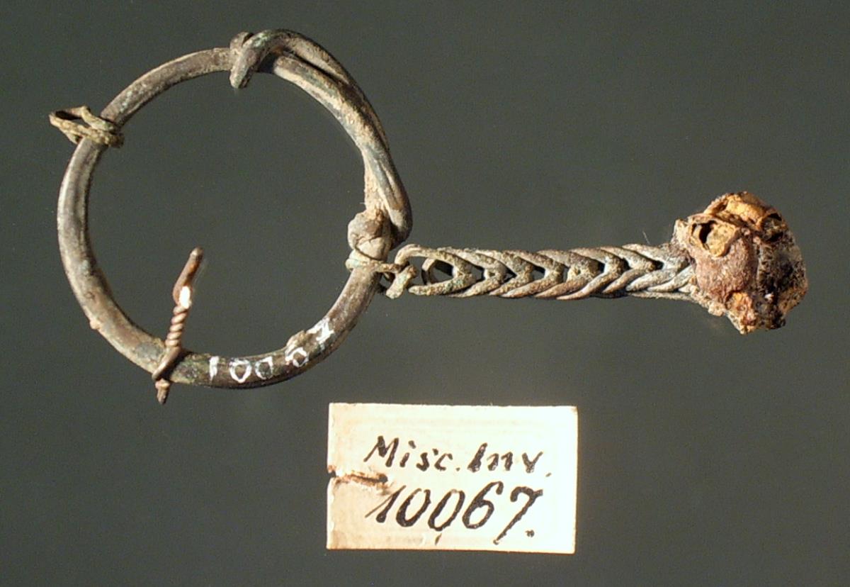 Ring mit Anhänger