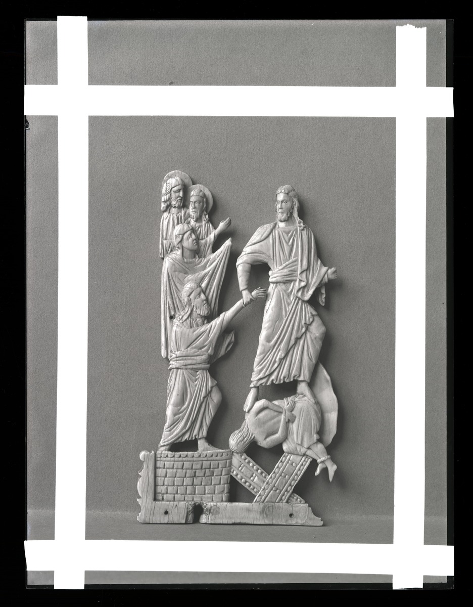 Relieftafel mit der Höllenfahrt Christi, Fragment