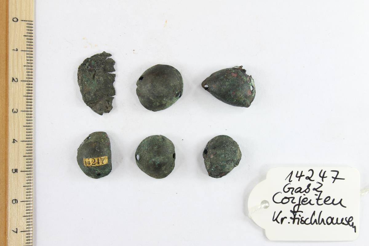 Bronzeaufsätze