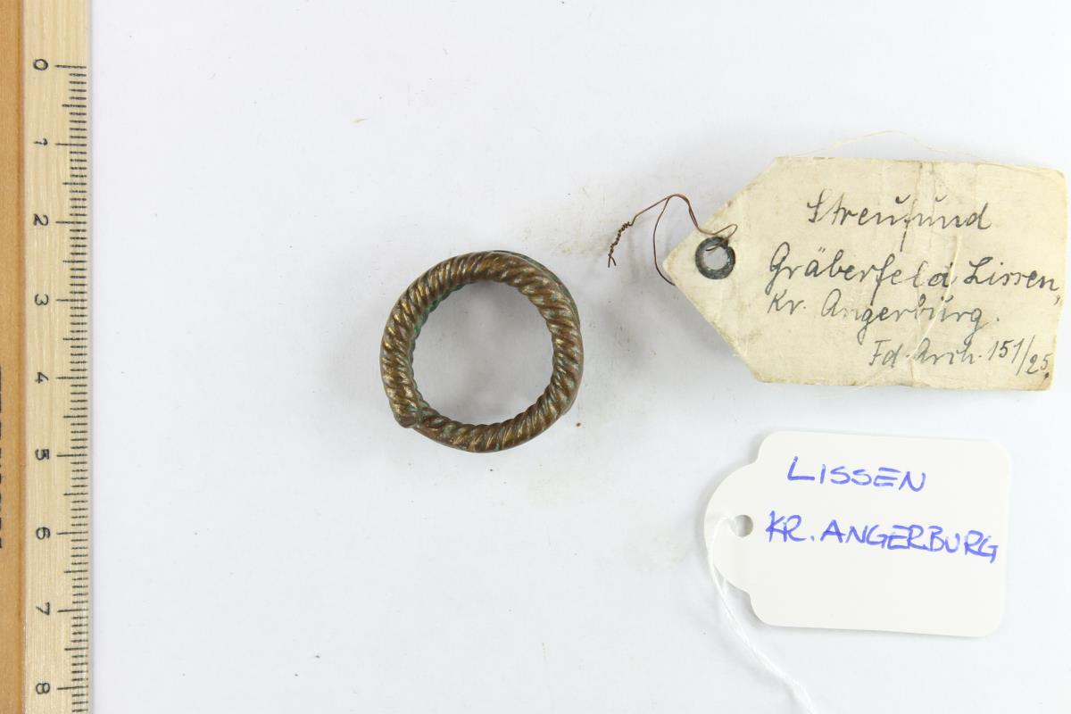 Fingerring