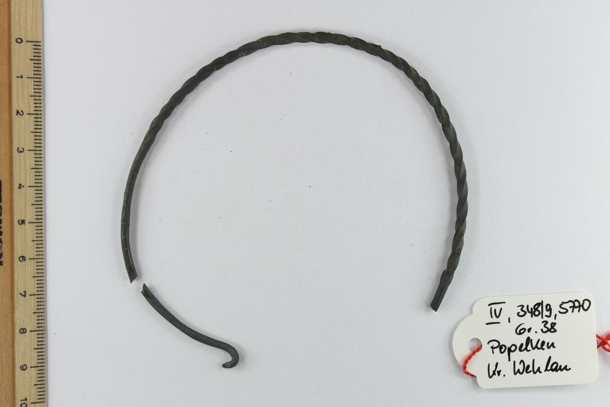 Halsring