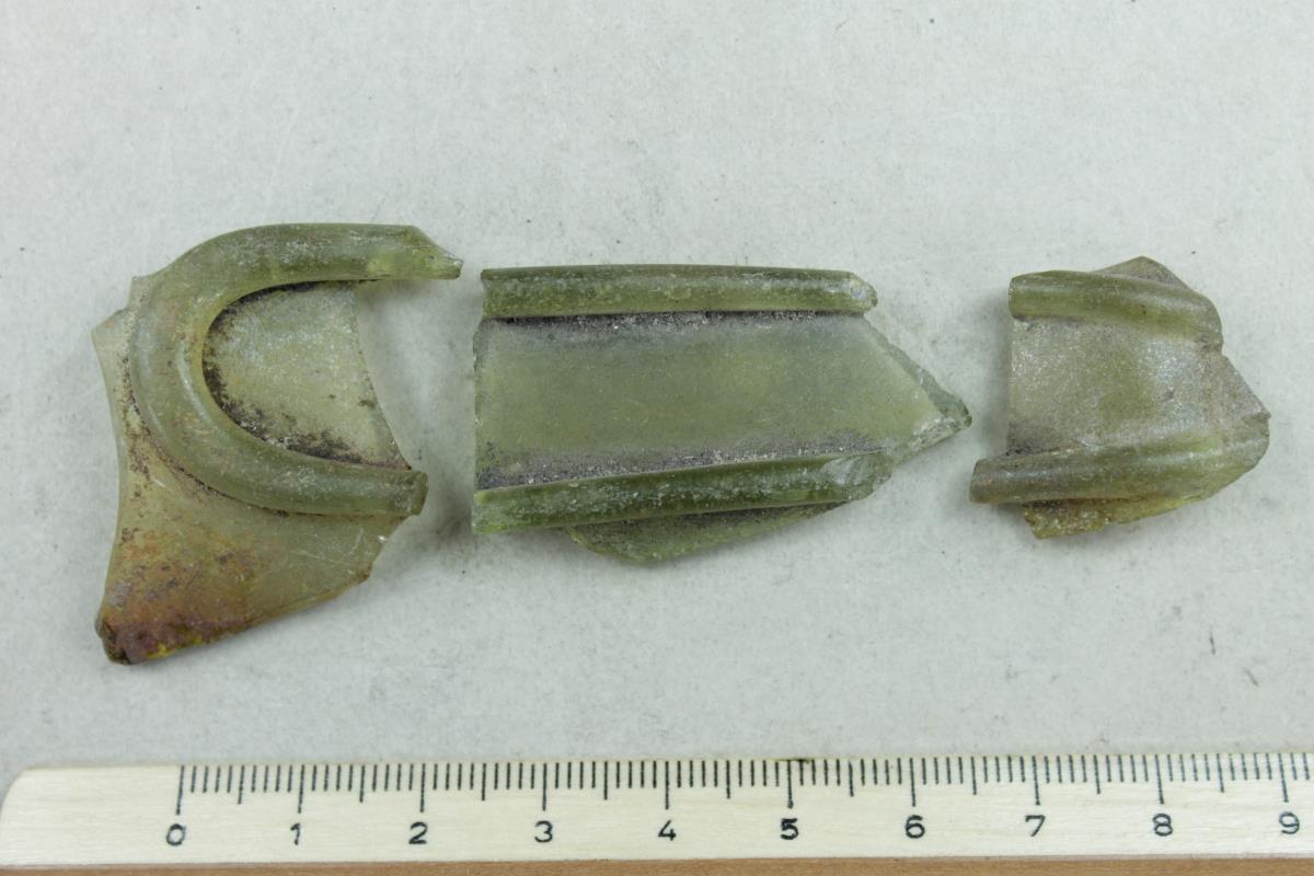 Glasbecher
