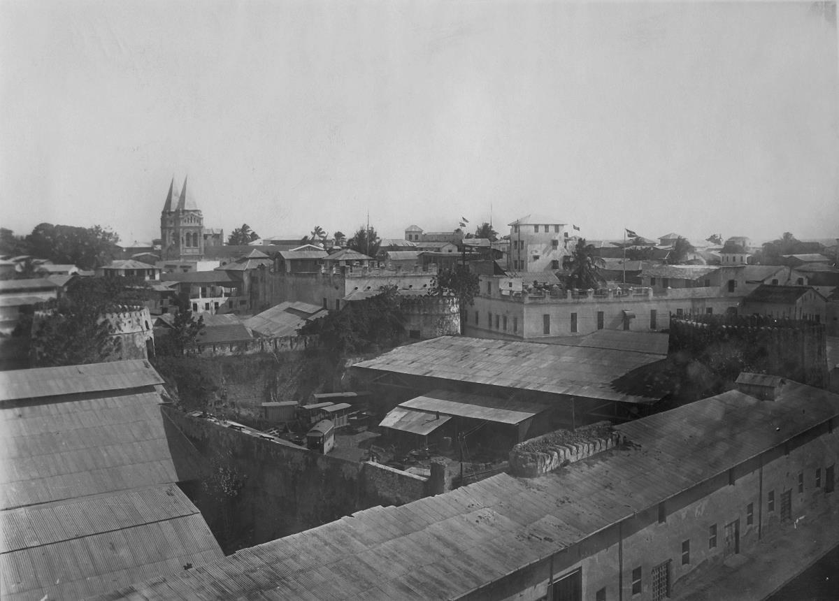 Panorama von Sansibar mit Katholischer Kirche